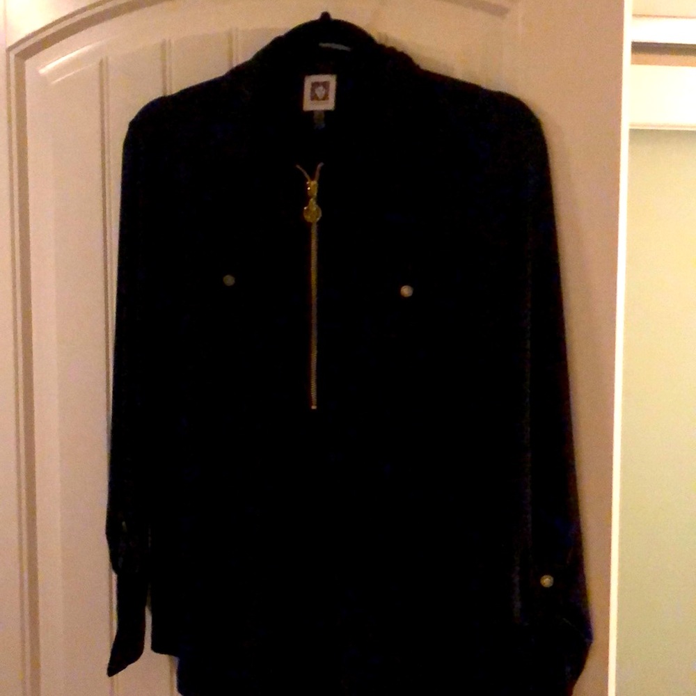 Anne Klein black shirt. Size M. Worn once.